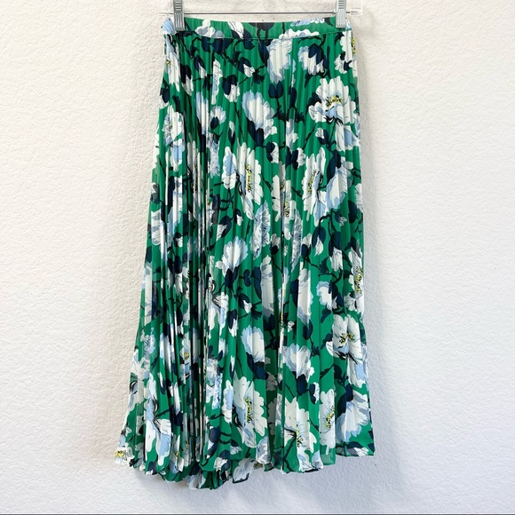 Anthropologie Maeve Claremont Pull On Pleated Midi Skirt Green Floral Size Small - Picture 3 of 6